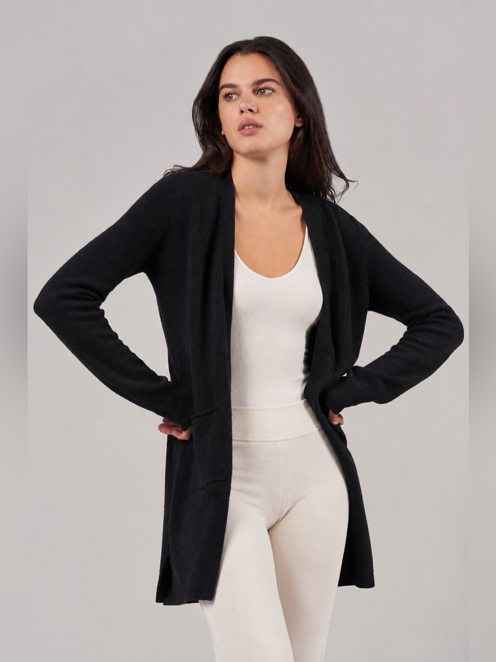 ATM Cashmere Cardigan NWOT L PTP 25”
